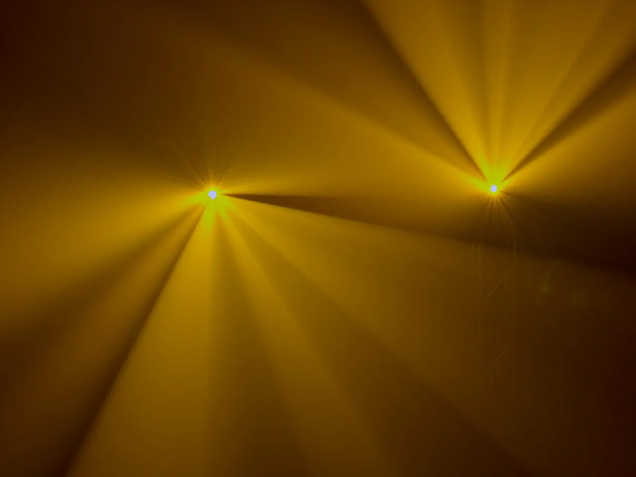 Вращающаяся голова 400W LED Beam Spot Wash CMY — Фото 3